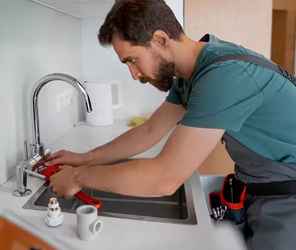 Professional Faucet Replacement Specialist in Mastic Beach, NY: Schedule Affordable Faucet Replacement Services with Us