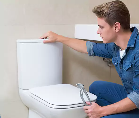 Expert Plumber for Toilet Replacement in Mastic Beach, NY: Schedule Affordable Toilet Replacement Services with Us