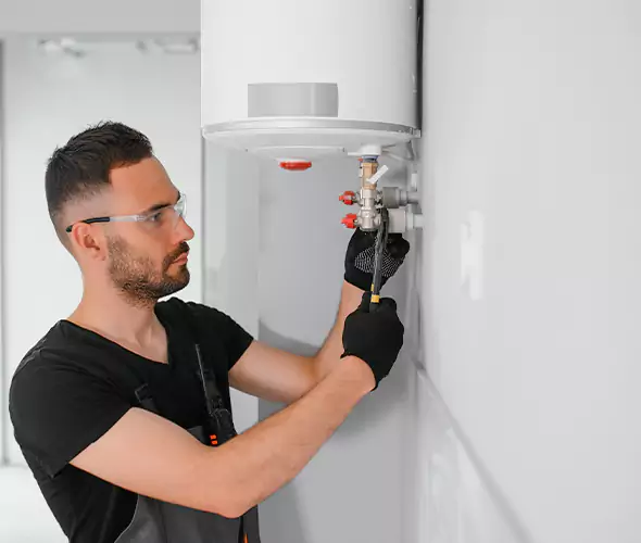 Expert Plumber for Water Heater Expansion Tank Installation in Mastic Beach, NY