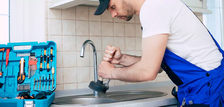 Emergency Plumber in Mastic Beach