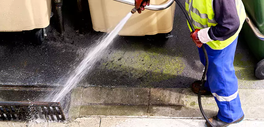 Jet Drain Cleaning in Mastic Beach